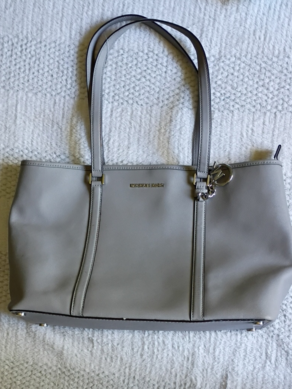 Michael Kors Light Gray Leather Double-Handle Tote 🩶